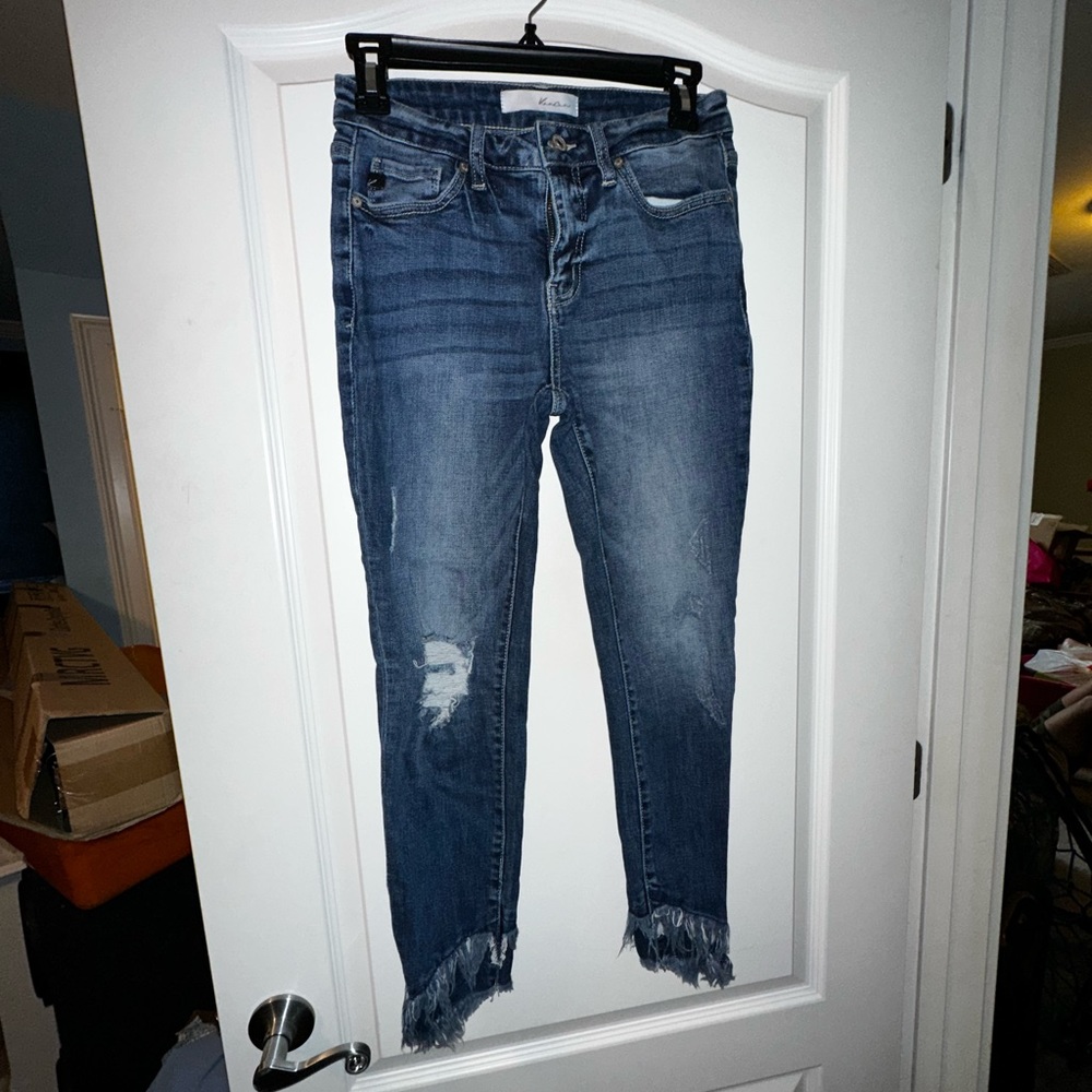 KanCan distressed skinny jeans